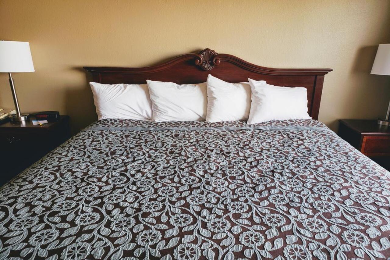 Days Inn & Suites By Wyndham Of Morris Ngoại thất bức ảnh
