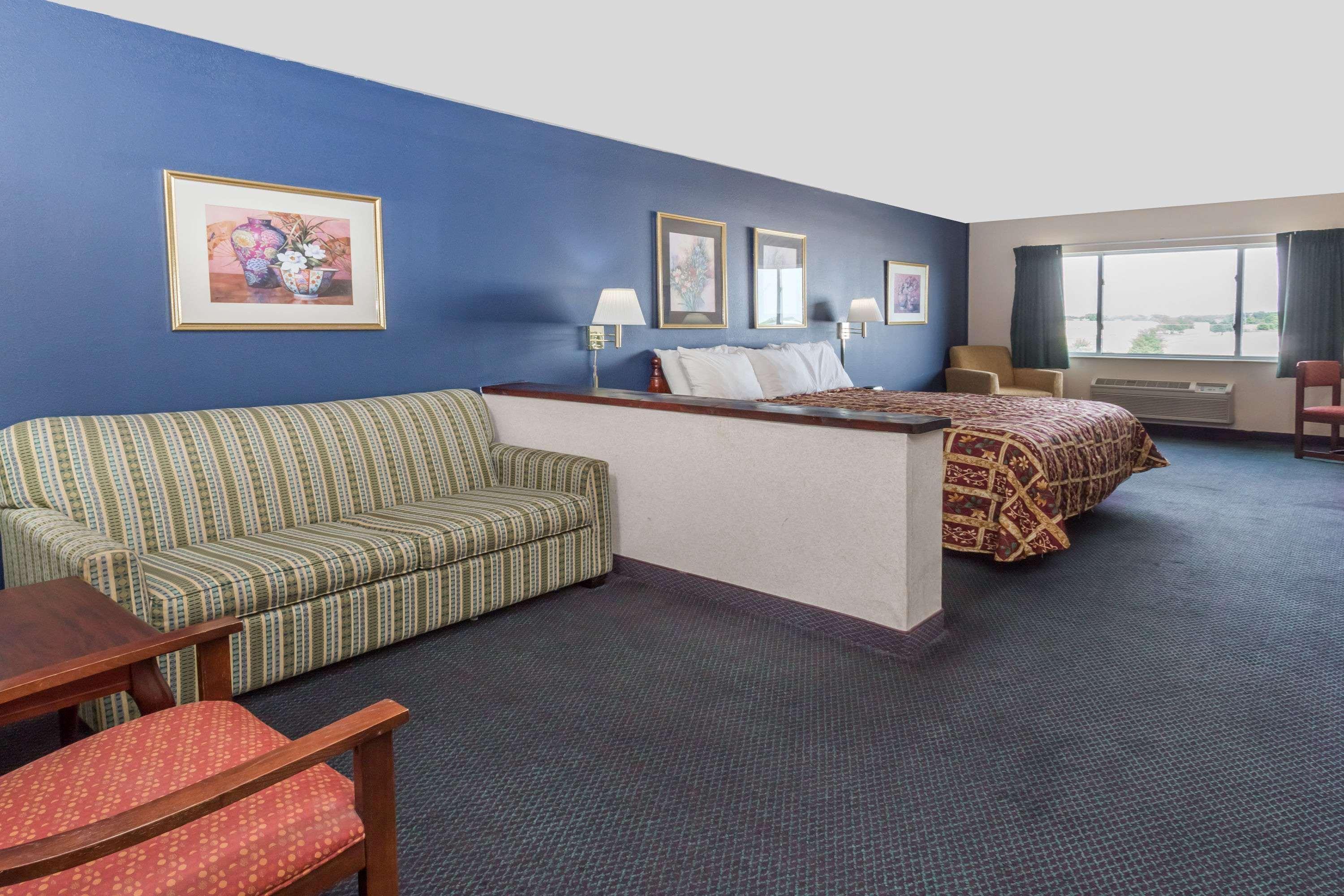 Days Inn & Suites By Wyndham Of Morris Ngoại thất bức ảnh